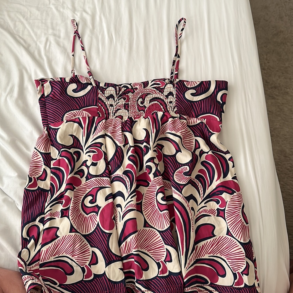 Banana Republic NWT silk cami, size 10